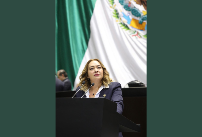 Mónica Sandoval